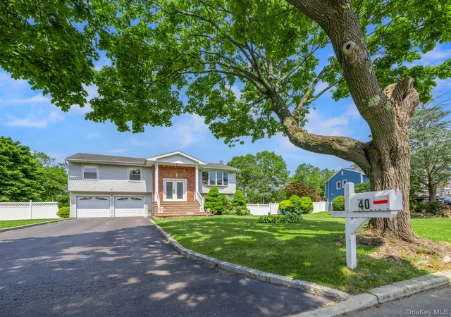 Photo 1 of Sale Pending at 40 Peppermint Rd, Commack, NY 11725 | MLS# 1021379 | Listing updated on 2026-07-24