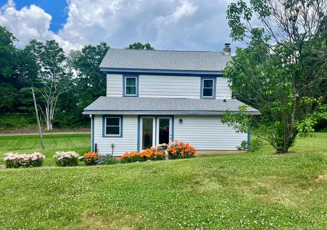 Homes for sale in Amenia, NY | 24 Rail Trail Wy, Amenia, NY 12501 | MLS# 1021382