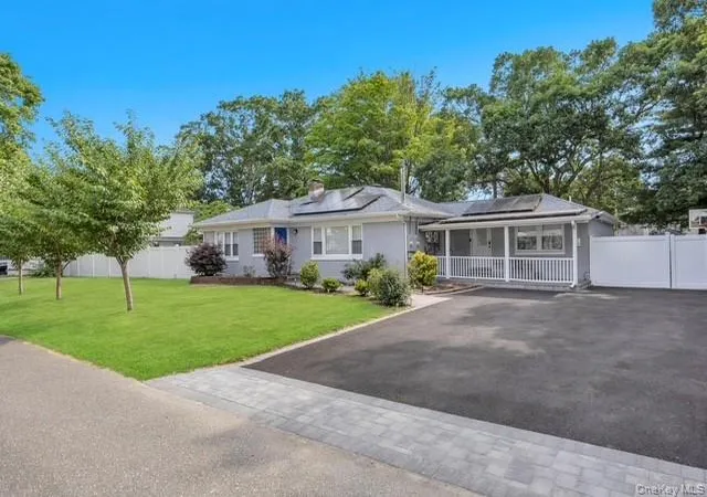 Photo 1 of Sale Pending at 186 W 4th Street, Babylon, NY 11729 | MLS# 1021386 | Listing updated on 2026-07-28