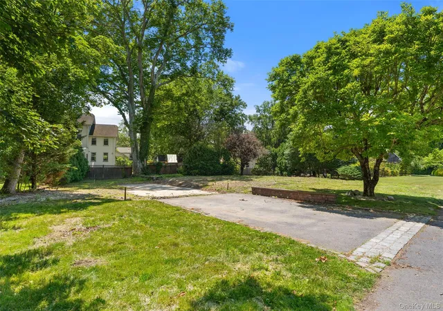 1st image of 819 The Crescent, Mamaroneck, NY 10543 | MLS# 1021390