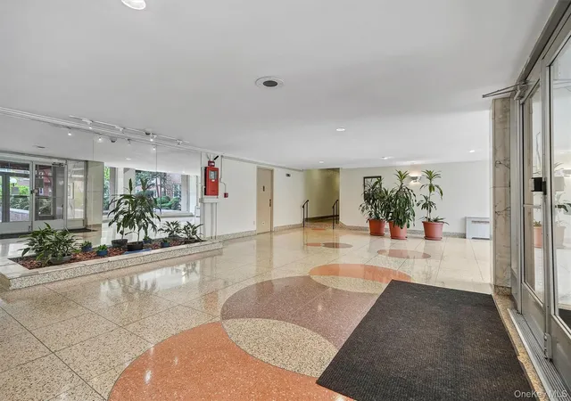 2nd image of 4 Sadore Ln #1-O, Yonkers, NY 10710 | MLS# 1021411