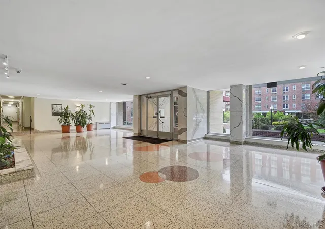 3rd image of 4 Sadore Ln #1-O, Yonkers, NY 10710 | MLS# 1021411