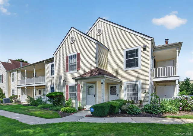 Homes for sale in Brookhaven, NY | 178 Fairview Cir, Brookhaven, NY 11953 | MLS# 1021419
