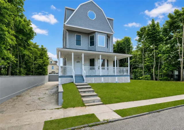 Photo 3 of Sale Pending at 40 Amackassin Ter, Yonkers, NY 10703 | MLS# 1021438 | Listing updated on 2026-09-12