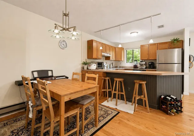 Photo 3 of Sale Pending at 48 Overlook Cmns, Yorktown Heights, NY 10598 | MLS# 1021443 | Listing updated on 2026-09-08