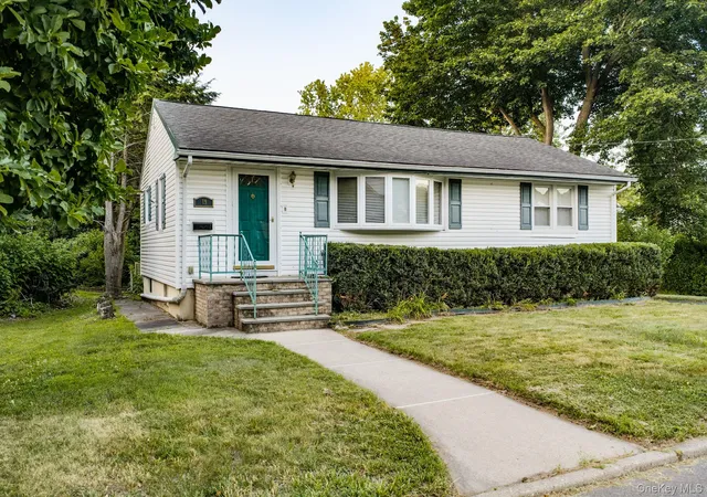 Homes for sale in Middletown, NY | 89 Prince St, Middletown, NY 10940 | MLS# 1021455