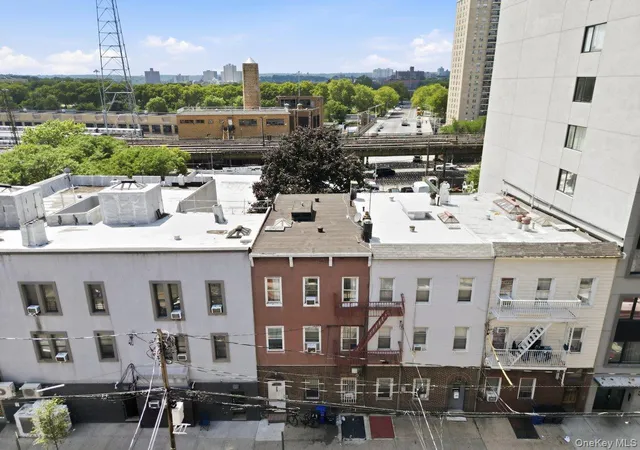 41st image of 3159 Villa Ave, New York, NY 10468 | MLS# 1021472
