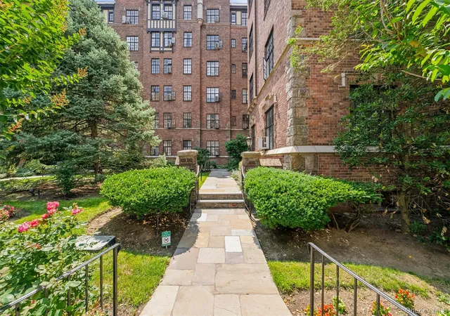 Homes for sale in White Plains, NY | 2 Westchester Ave, White Plains, NY 10605