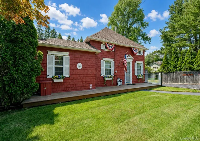 Photo 2 of Sale Pending at 16 Yaphank Middle Is Rd, Middle Island, NY 11953 | MLS# 1021479 | Listing updated on 2026-08-11