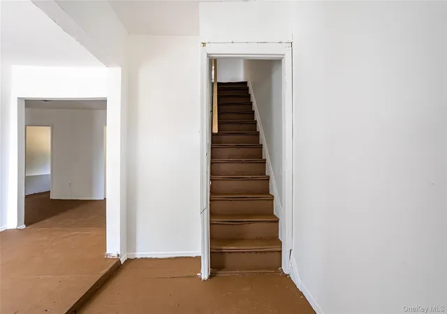 3rd image of 22 Grove St, New York, NY 10304 | MLS# 1021486