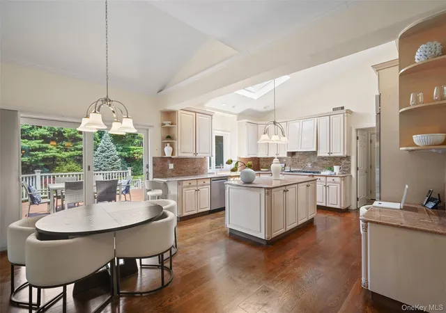 Photo 5 of Sale Pending at 10 Crestview Dr, Mount Pleasant, NY 10570 | MLS# 1021493 | Listing updated on 2026-07-28