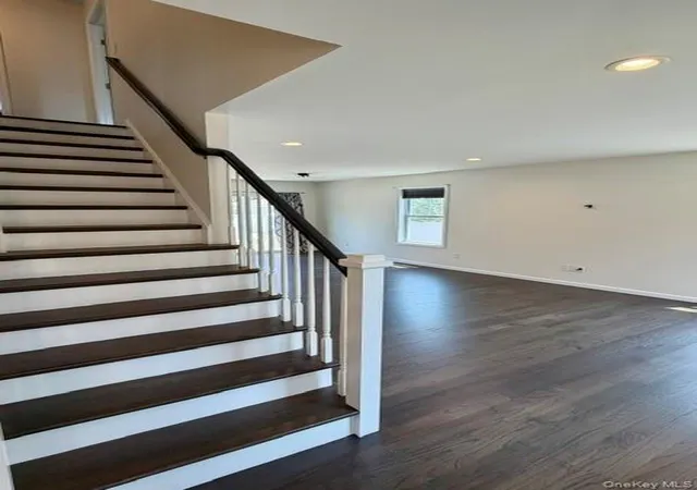 Photo 3 of Single family home for sale at 15 Comet Pl, Brookhaven, NY 11772 | MLS# 1021494 | Listing updated on 2026-09-01