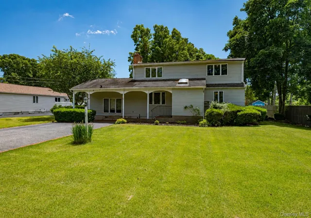 1st image of 118 Tamarack St, Islip, NY 11751 | MLS# 1021519