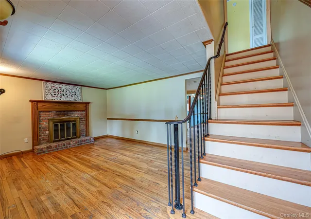 4th image of 118 Tamarack St, Islip, NY 11751 | MLS# 1021519