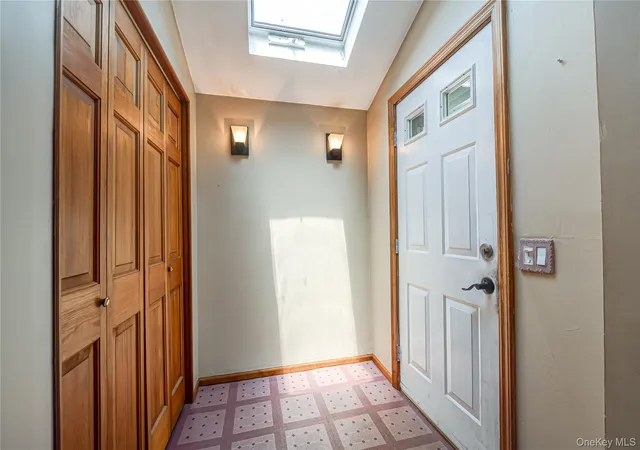 5th image of 118 Tamarack St, Islip, NY 11751 | MLS# 1021519