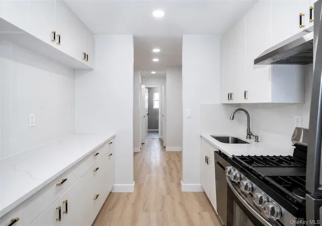 Homes for sale in New Rochelle, NY | 643 Pelham Rd #4D, New Rochelle, NY 10805 | MLS# 1021533