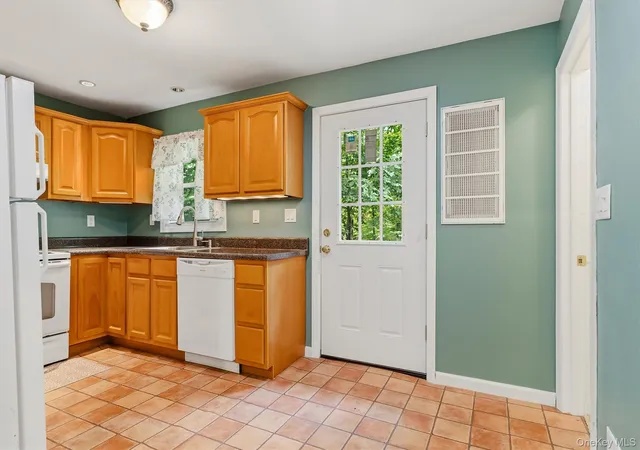 5th image of 44 Cooper Rd, Warwick (town), NY 10950 | MLS# 1021537