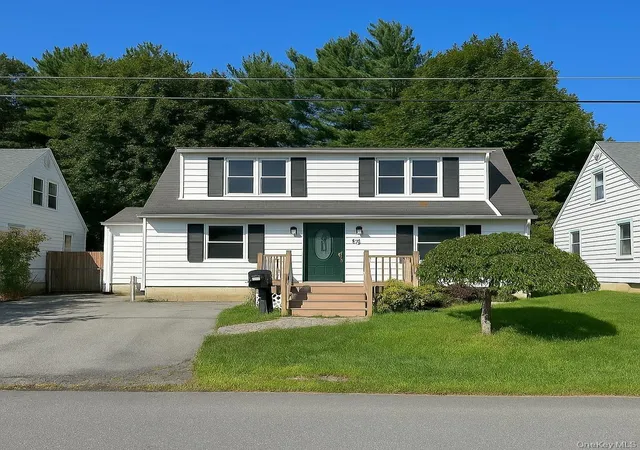 Homes for sale in Middletown, NY | 25 Independence Ave, Middletown, NY 10940 | MLS# 1021551