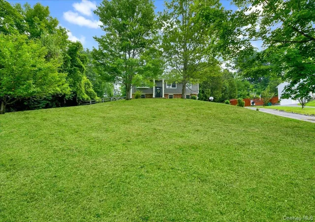 Photo 3 of Single family home for sale at 19 Saint Michaels Ter, Carmel, NY 10512 | MLS# 1021565 | Listing updated on 2026-09-29