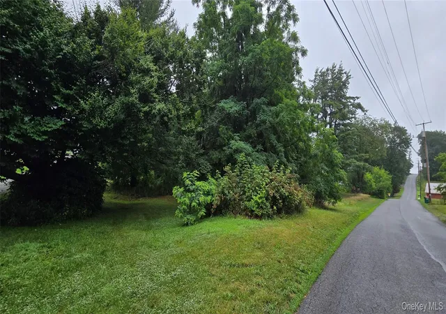 2nd image of 4 Bingham Rd, Marlboro, NY 12542 | MLS# 1021587