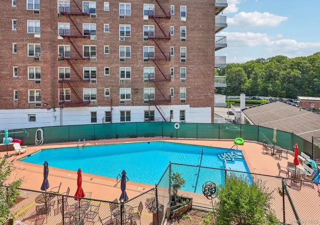 1st image of 632 Palmer Rd #6F, Yonkers, NY 10701 | MLS# 1021589
