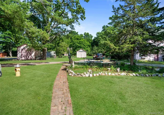 45th image of 449 Montauk Hwy, East Moriches, NY 11940 | MLS# 1021601