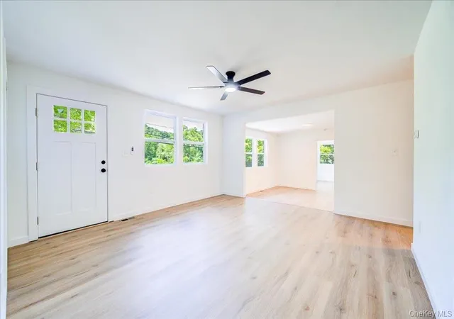 Photo 3 of Single family home for sale at 452 Vineyard Ave, Highland, NY 12528 | MLS# 1021602 | Listing updated on 2026-07-15