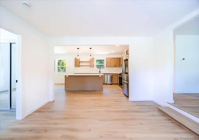 Photo 5 of Single family home for sale at 452 Vineyard Ave, Highland, NY 12528 | MLS# 1021602 | Listing updated on 2026-07-15