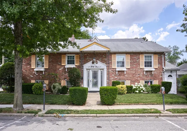 1st image of 33 N Tyson Ave, North Hempstead, NY 11001 | MLS# 1021605