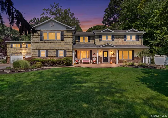 1st image of 11 Tern Ct, Islip, NY 11730 | MLS# 1021617