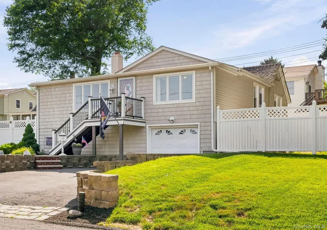 4th image of 126 S Harrison Ave, Clarkstown, NY 10920 | MLS# 1021636