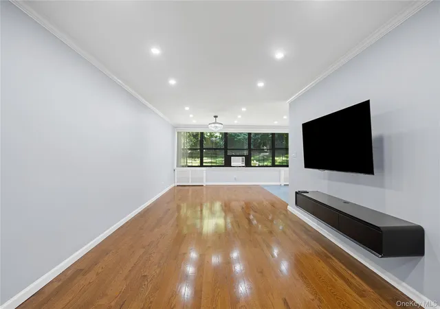 4th image of Windsor Park Co-op, New York, NY 11364