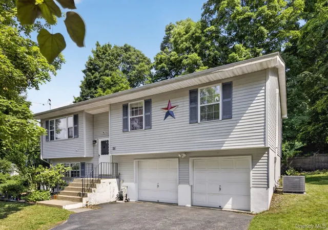 Homes for sale in Fishkill, NY | 12 Pond Pl, Fishkill, NY 12508 | MLS# 1021656
