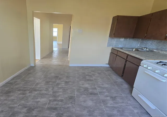 2nd image of 1460 Bryant Ave, Bronx, NY 10460 | MLS# 1021657