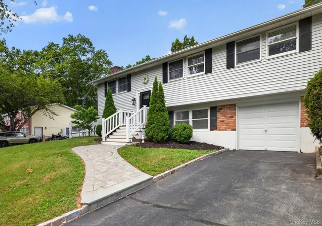 Photo 3 of Sale Pending at 42 W Broadway, Brookhaven, NY 11776 | MLS# 1021664 | Listing updated on 2026-07-30