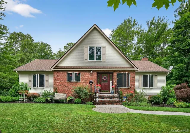 1st image of 189 School House Rd, Middletown, NY 10940 | MLS# 1021680