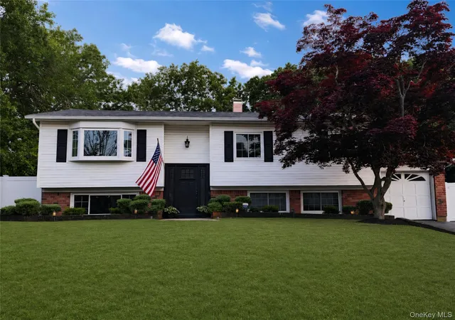 Homes for sale in Brookhaven, NY | 20 Cottage Dr, Brookhaven, NY 11738 | MLS# 1021712