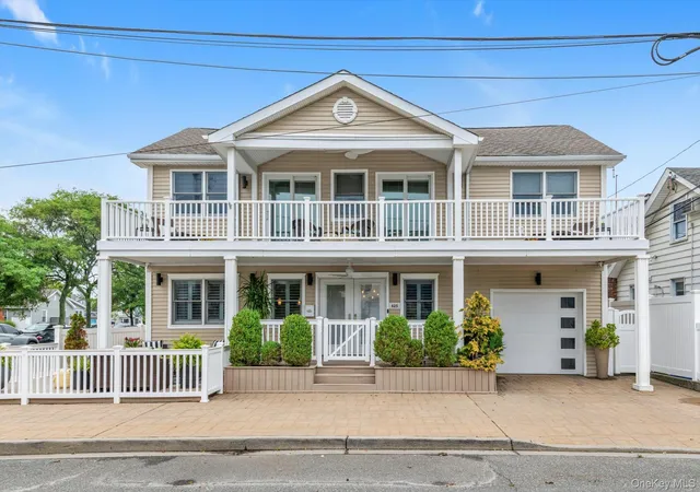 Homes for sale in Long Beach, NY | 625 W Walnut St, Long Beach, NY 11561 | MLS# 1021715