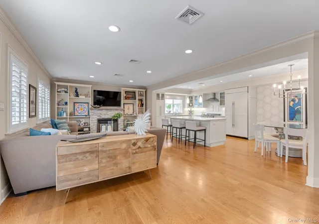 4th image of 625 W Walnut St, Long Beach, NY 11561 | MLS# 1021715