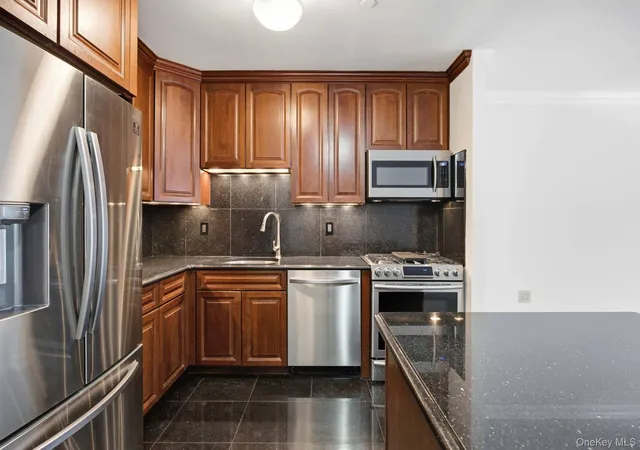 5th image of 23 E 128Th St, New York City, NY 10035
