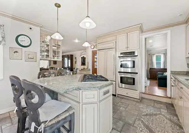 Photo 3 of Single family home for sale at 873 James St, Pelham, NY 10803 | MLS# 1021753 | Listing updated on 2026-10-03