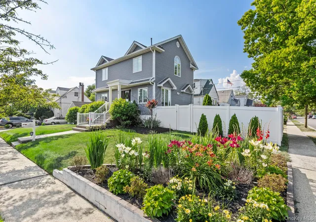 3rd image of 80 Central Blvd, Hempstead, NY 11566 | MLS# 1021757