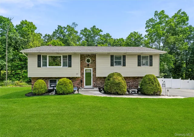 2nd image of 22 Old Ridge Rd, Warwick (town), NY 10990 | MLS# 1021760