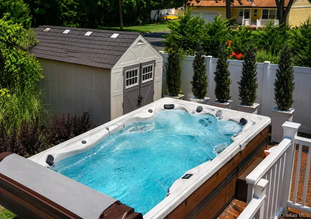 4th image of 37 Oak Forest Dr, Islandia, NY 11749 | MLS# 1021769