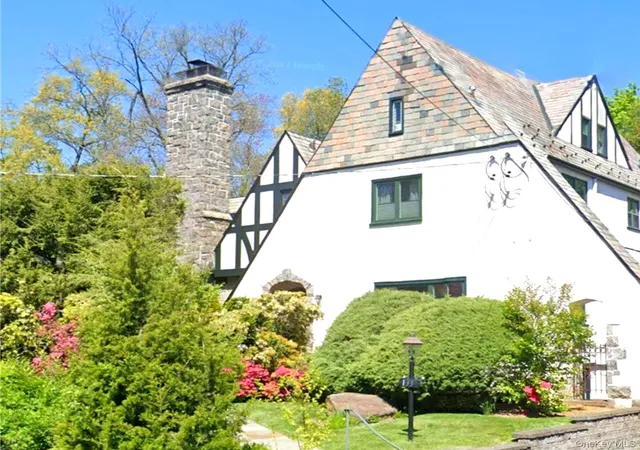 1st image of 133 Bon Air Ave, New Rochelle, NY 10804 | MLS# 1021771