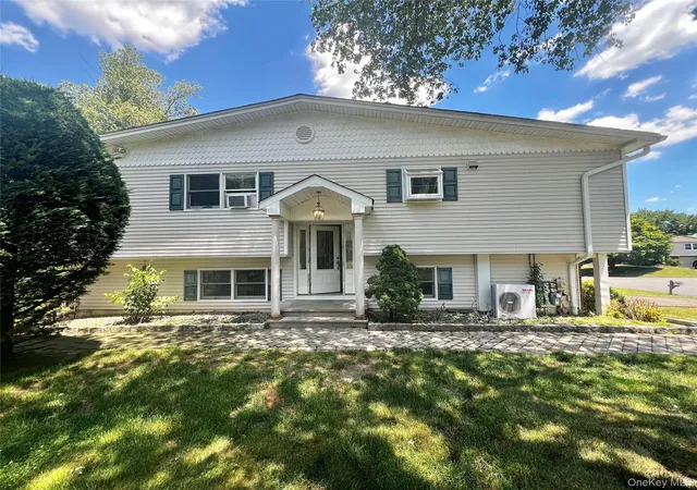 Photo 1 of Sale Pending at 21 Vailshire Cir, Clarkstown, NY 10954 | MLS# 1021774 | Listing updated on 2026-09-19