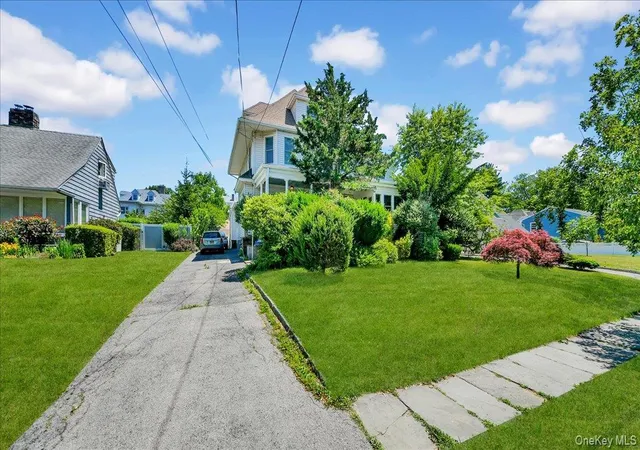 2nd image of 228 Weyman Ave, New Rochelle, NY 10805 | MLS# 1021776