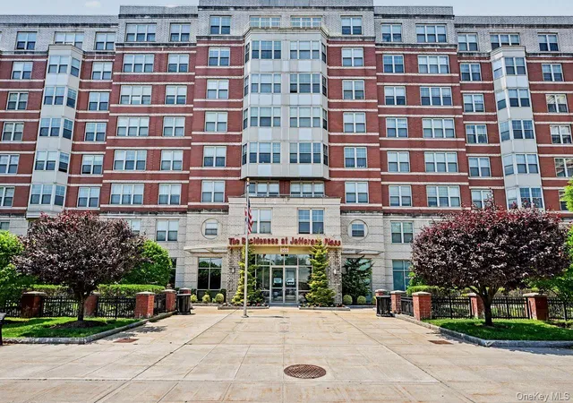 Homes for sale in White Plains, NY | 300 Mamaroneck Ave #419, White Plains, NY 10605 | MLS# 1021779