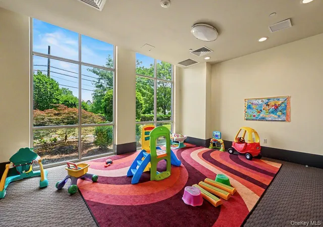Homes for sale in White Plains, NY | 300 Mamaroneck Ave #419, White Plains, NY 10605 | MLS# 1021779