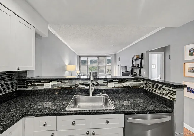 Homes for sale in White Plains, NY | 300 Mamaroneck Ave #419, White Plains, NY 10605 | MLS# 1021779